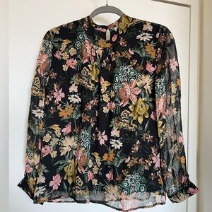 Amour Vert chiffon floral blouse - size small